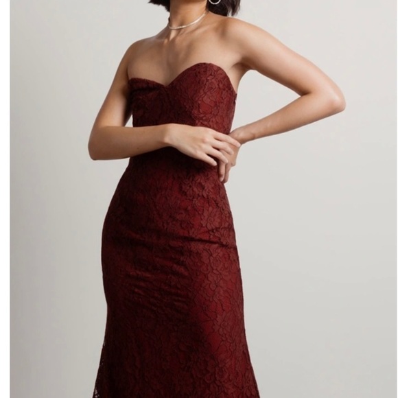 Tobi Adelyn Wine Strapless Lace Maxi Dress - Picture 4 of 8